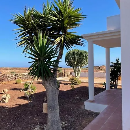 La Caldereta * La Oliva